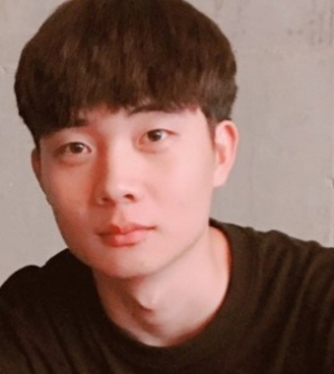 감독